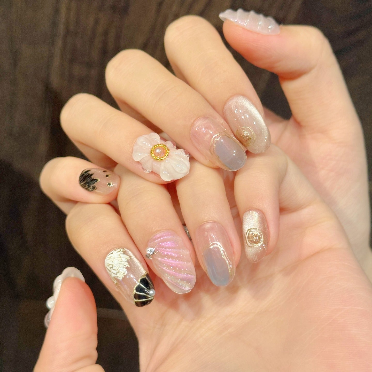 Sweet and girlish nail art wear nail pads