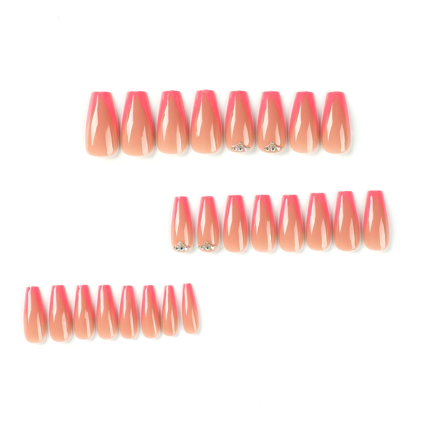 The finished European-style nail patches for summer can be worn repeatedly. The nail patches are custom-made by hand and detachable