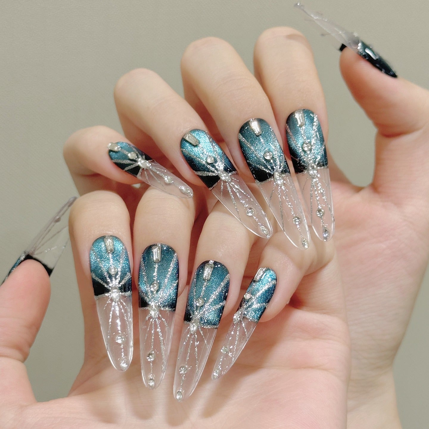 Mediterranean long deep sky blue style nail polish wearing nail pads