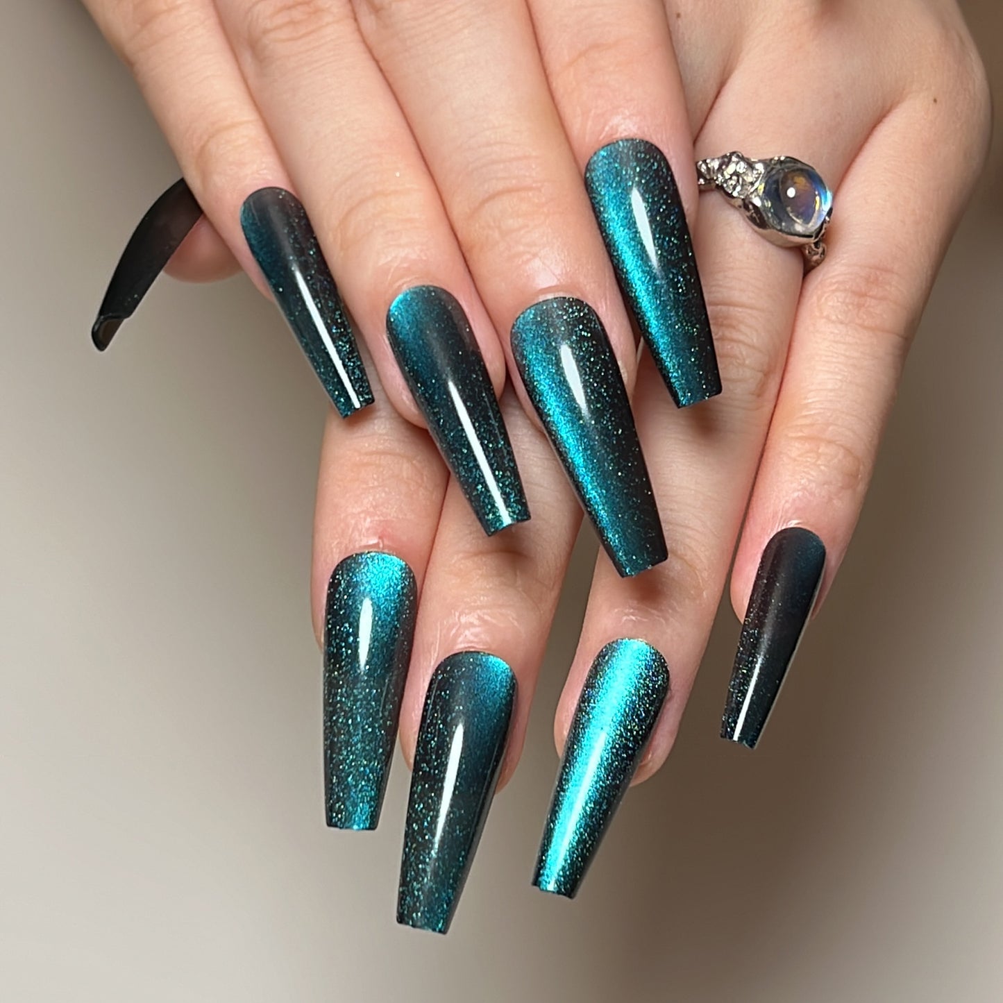 Pure handcrafted Melbourne blue cat's eye new European and American style wearable nail false nail patches