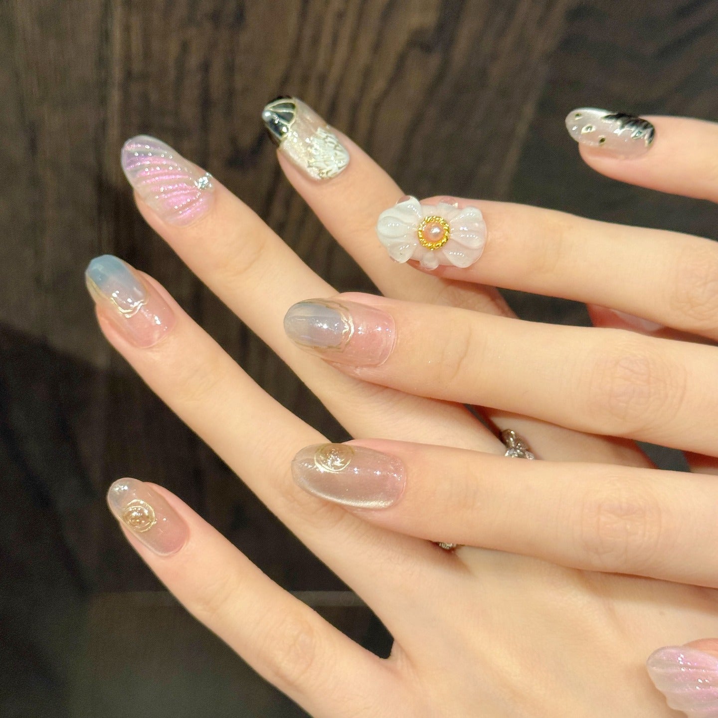 Sweet and girlish nail art wear nail pads