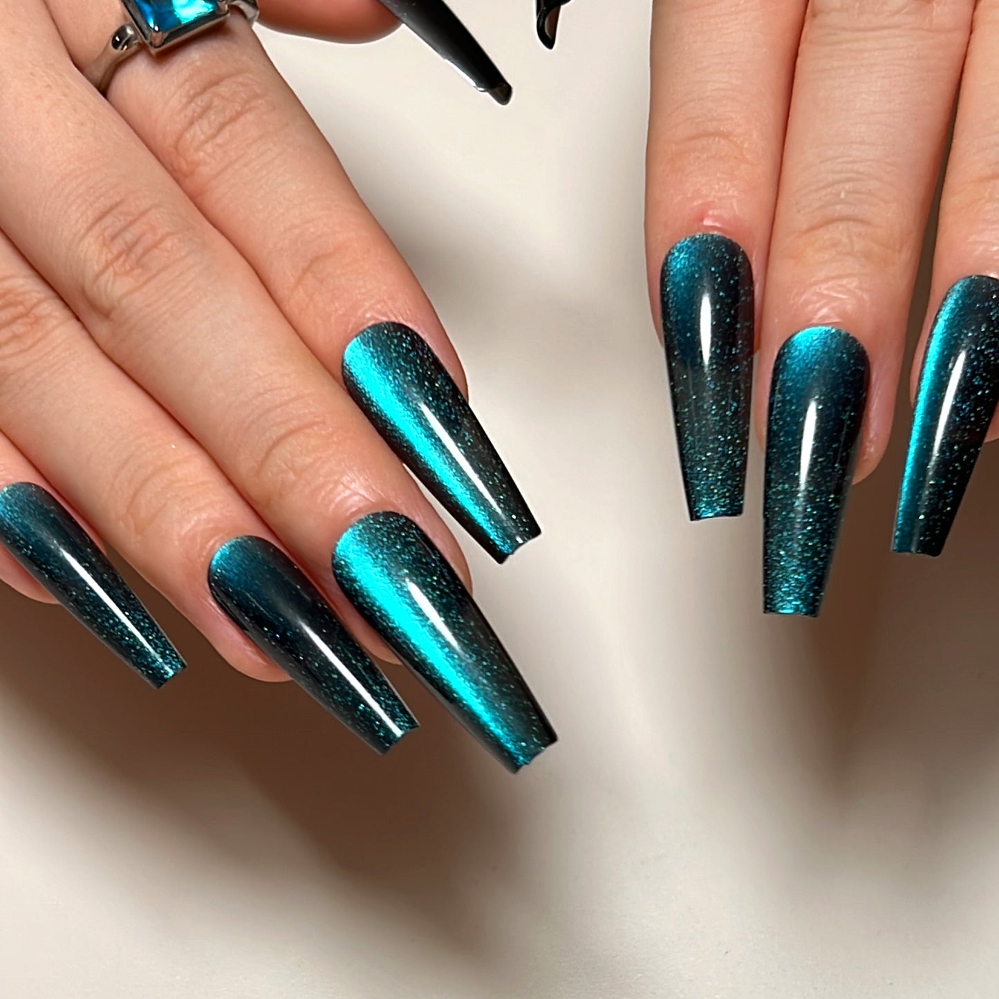 Pure handcrafted Melbourne blue cat's eye new European and American style wearable nail false nail patches